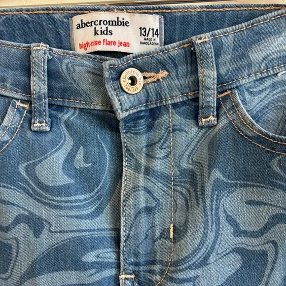 Abercrombie Kids High Rise Flare Jeans, Girls Size 13/14 - Picture 2 of 5